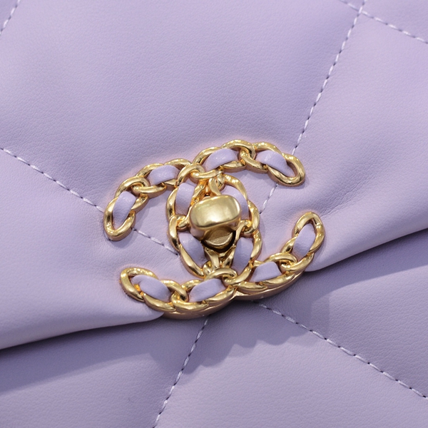 シャネルバッグ角部分ディテール